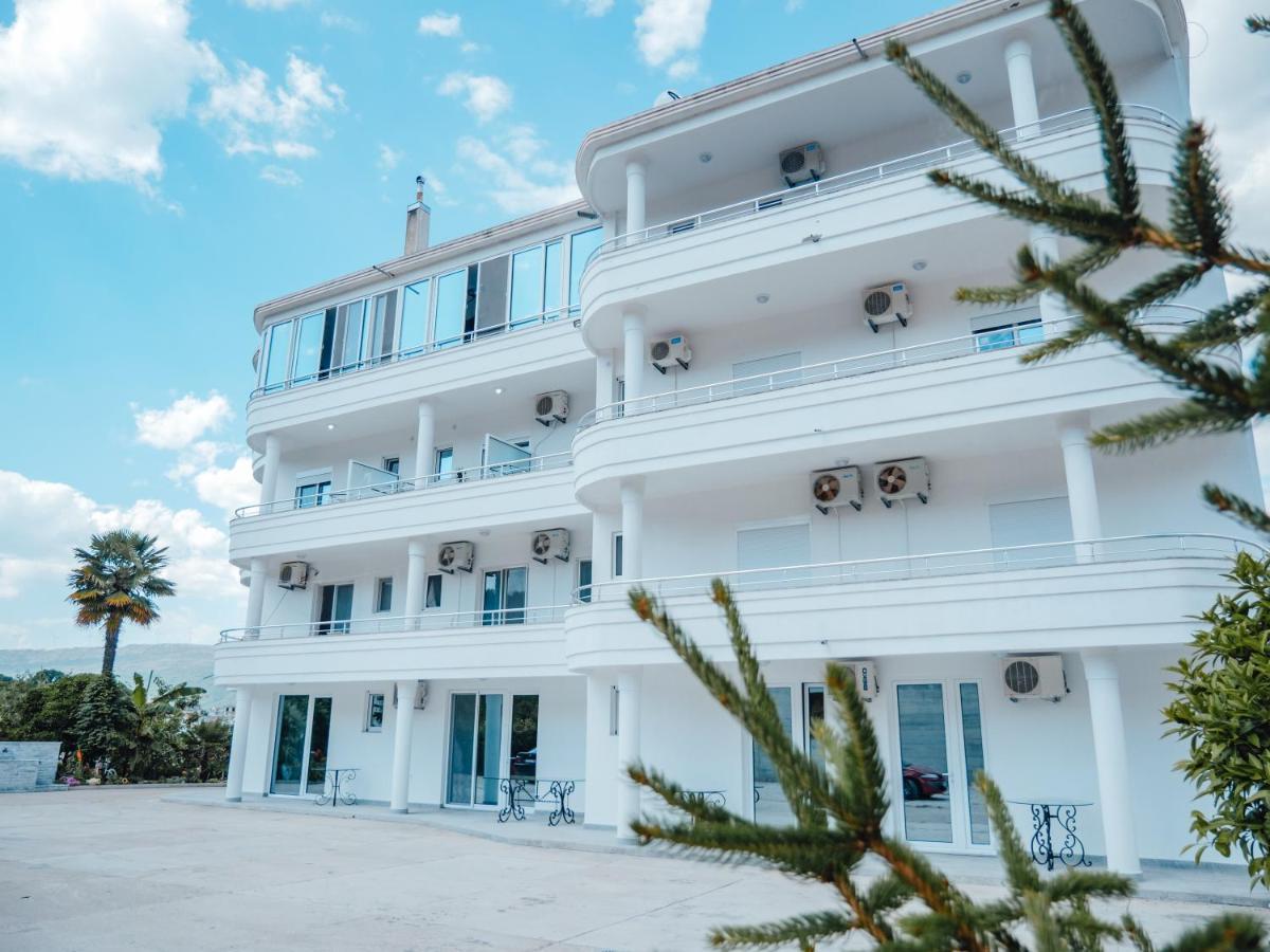 Apartments Gjenashaj أولتْسي المظهر الخارجي الصورة
