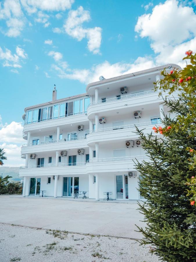 Apartments Gjenashaj أولتْسي المظهر الخارجي الصورة